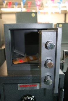 Gardall H-2 Compact Utility Used Safe